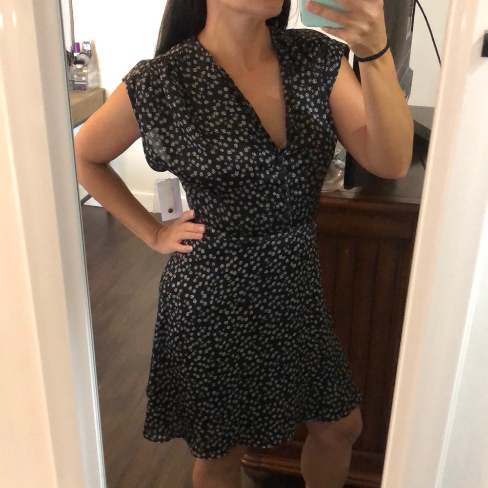 Equipment worn once flowy black floral dress size 4